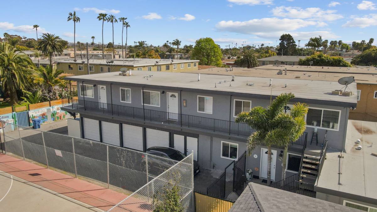 Apartment for rent at 410 Grant St, Oceanside, CA 92054