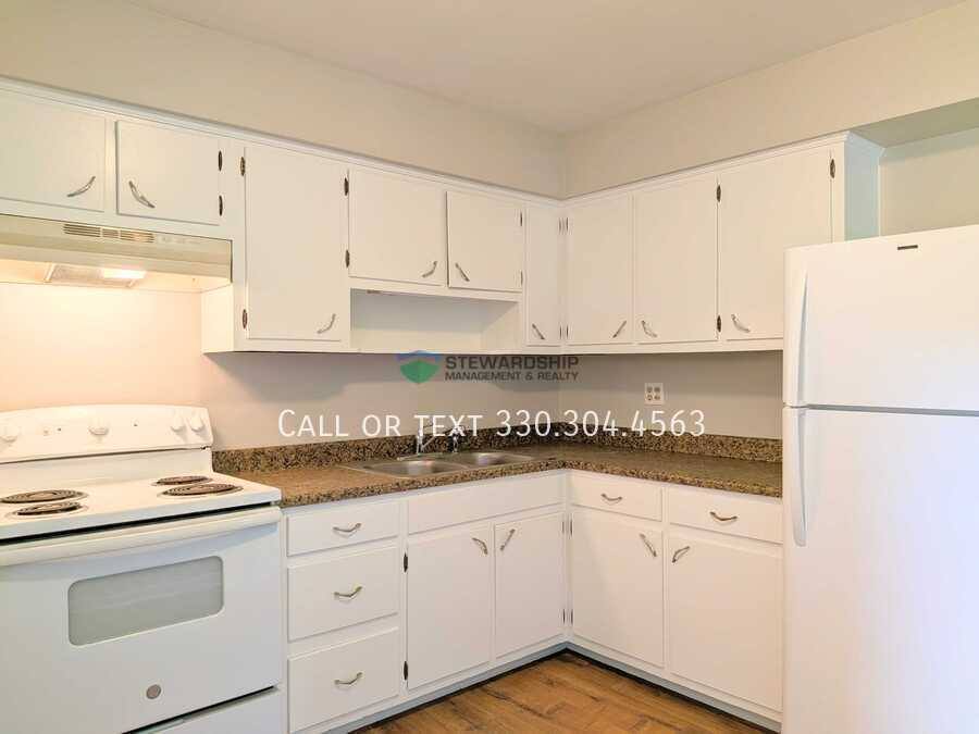 Apartment for rent at 614 Highland Dr #B1, Lodi, OH 44254