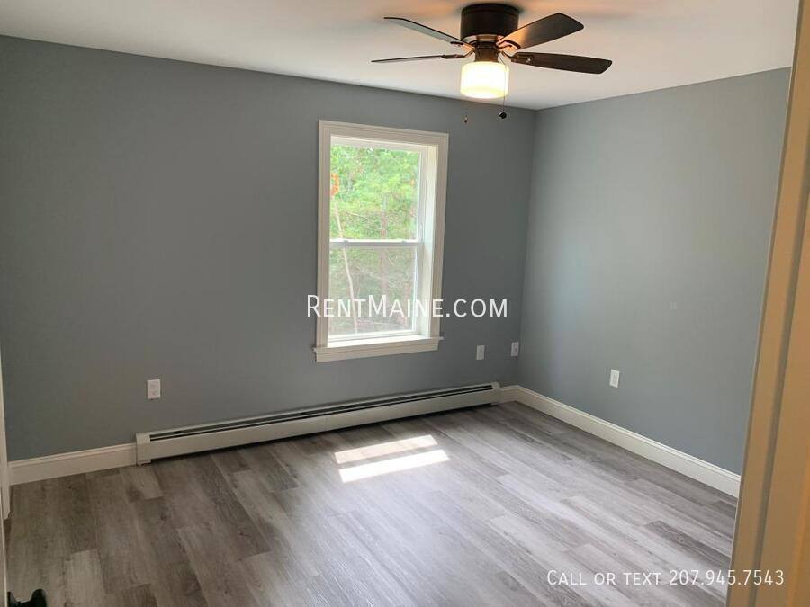 Apartment for rent at 17 Twin Oak Dr, Bangor, ME 04401