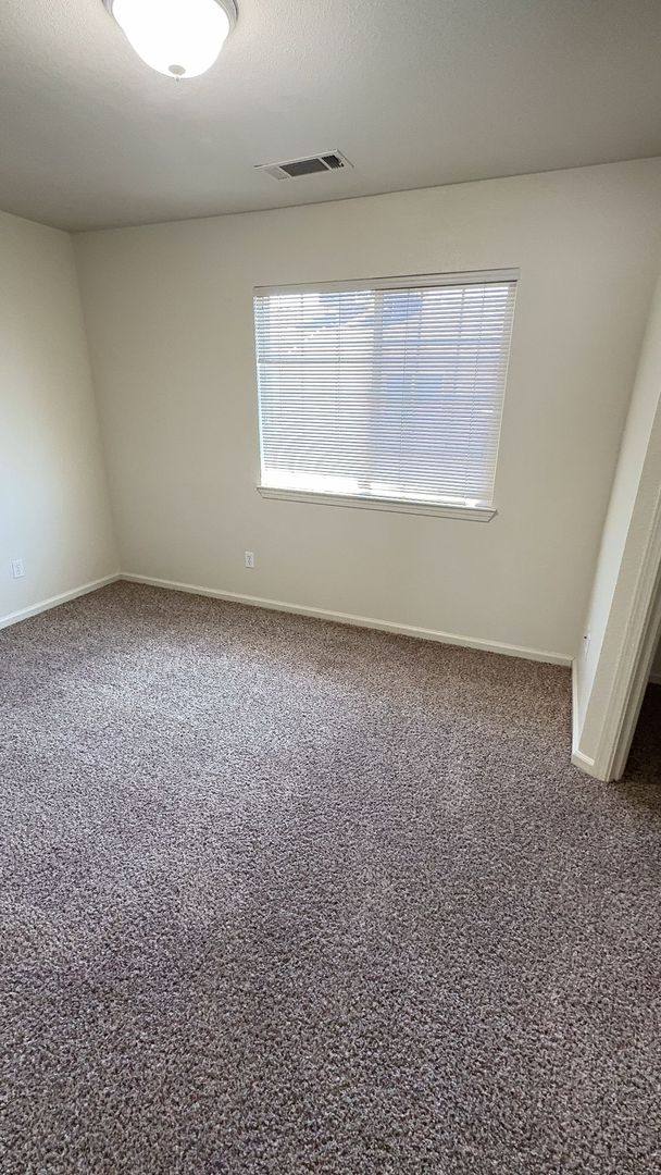 Townhouse for rent at 1100 Brandon Court, Redding, CA 96003