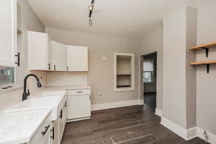 Apartment for rent at 1947 W 58th St Down #1, Cleveland, OH 44102
