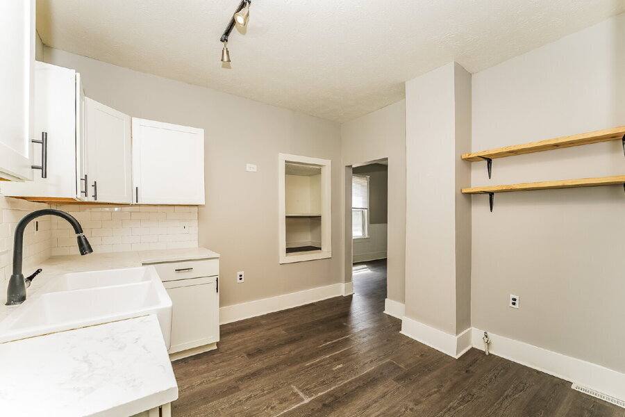 Apartment for rent at 1947 W 58th St Down #1, Cleveland, OH 44102