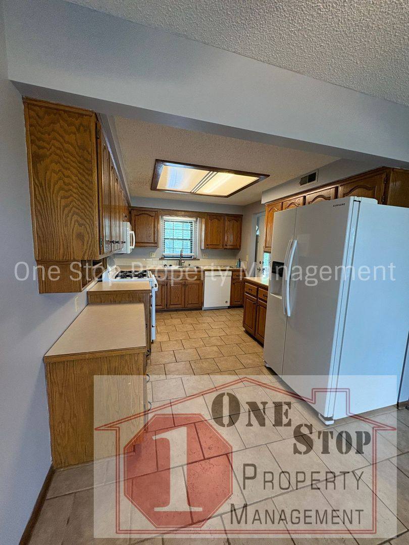 House for rent at 2612 SE 7th St Terrace, Blue Springs, MO 64014