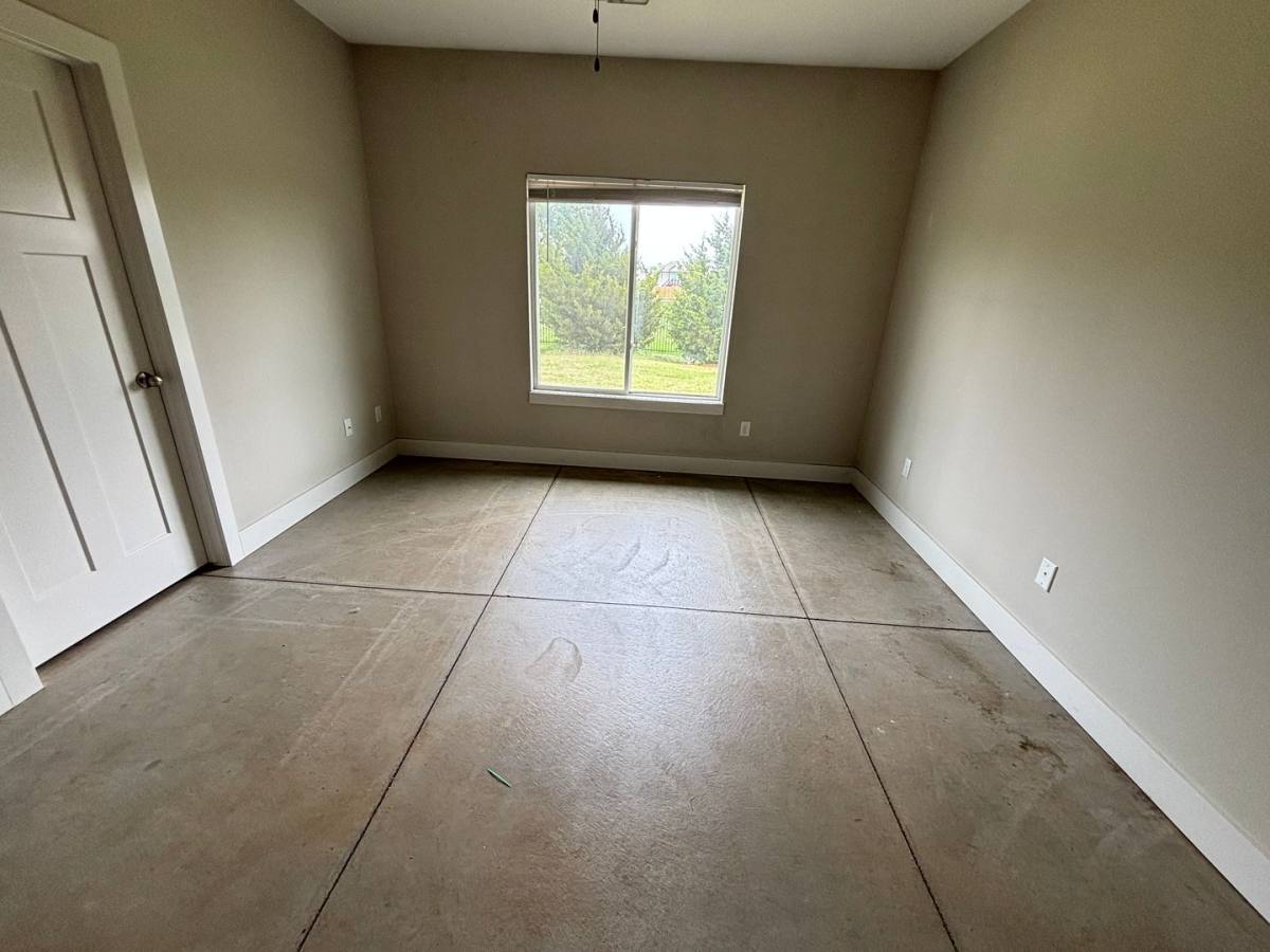 Apartment for rent at 8188 90 E, Wichita, KS 67210