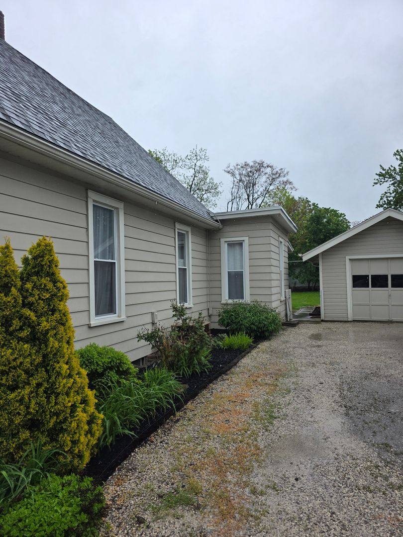House for rent at 517 Lima Ave, Findlay, OH 45840