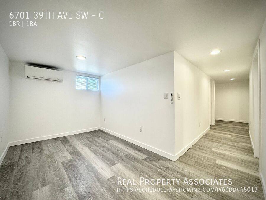 Apartment for rent at 6701 39th Ave SW #C, Seattle, WA 98136