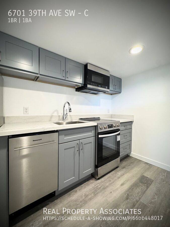 Apartment for rent at 6701 39th Ave SW #C, Seattle, WA 98136