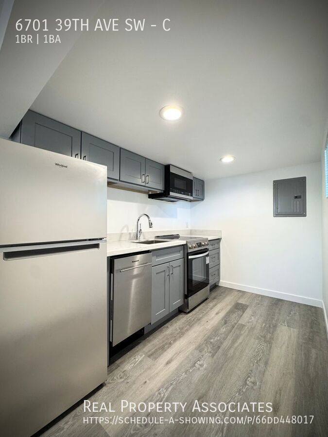 Apartment for rent at 6701 39th Ave SW #C, Seattle, WA 98136