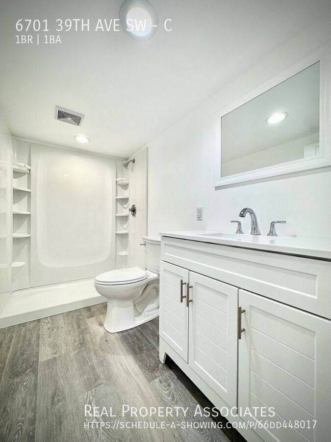 Apartment for rent at 6701 39th Ave SW #C, Seattle, WA 98136