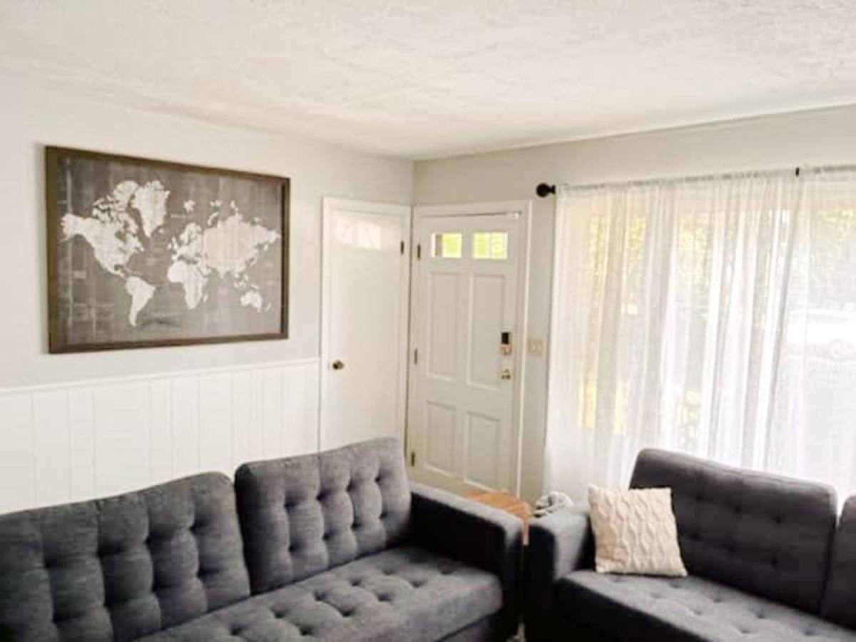 House for rent at 344 Parkovash Ave, South Bend, IN 46617