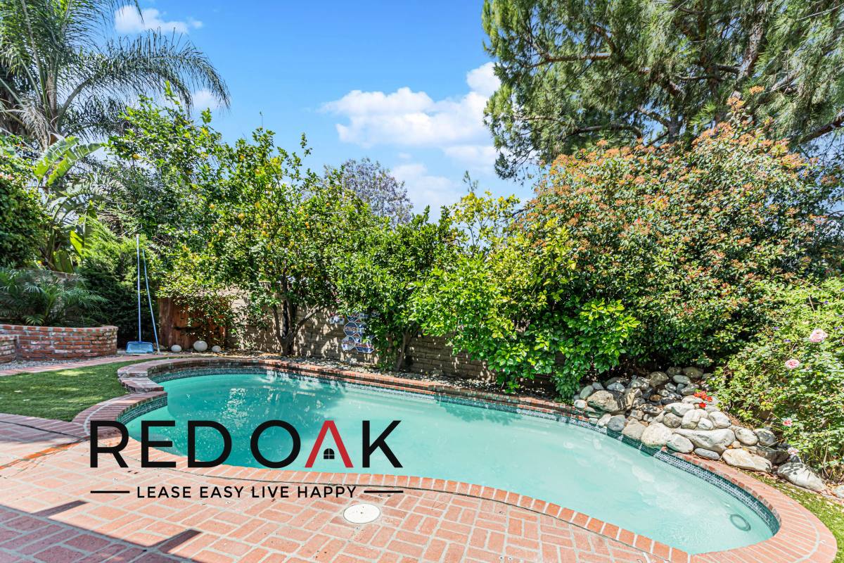 House for rent at 19312 Yolie Lane, Tarzana, CA 91356