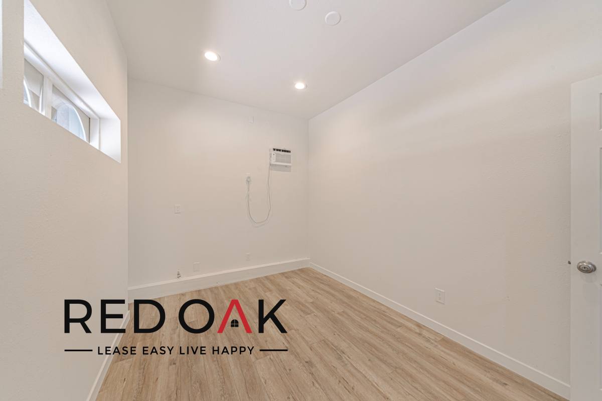 House for rent at 19312 Yolie Lane, Tarzana, CA 91356