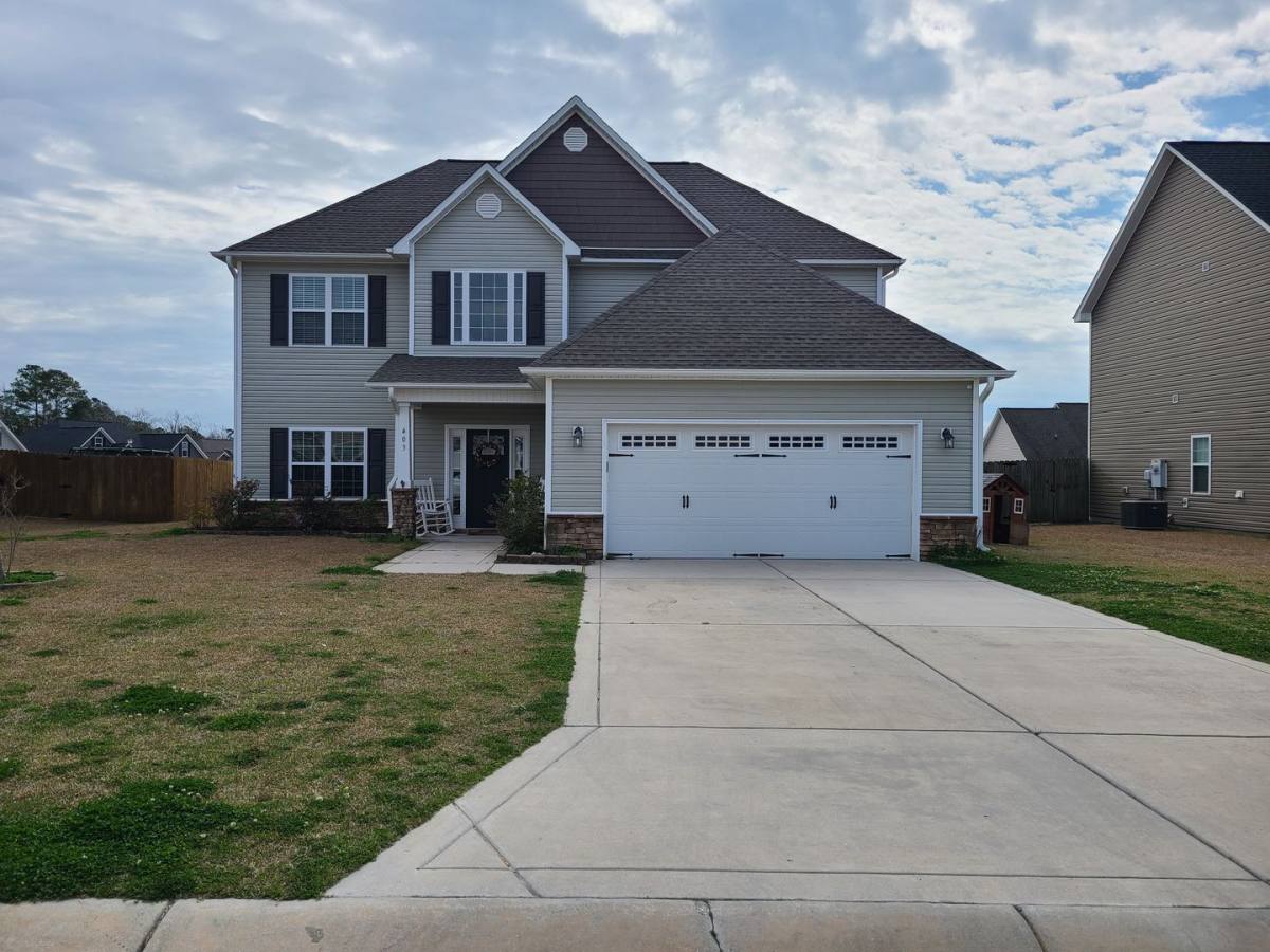 House for rent at 403 Derrick Dr, Sneads Ferry, NC 28460