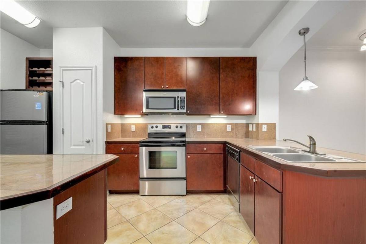 Apartment for rent at 2505 San Gabriel St, Austin, TX 78705