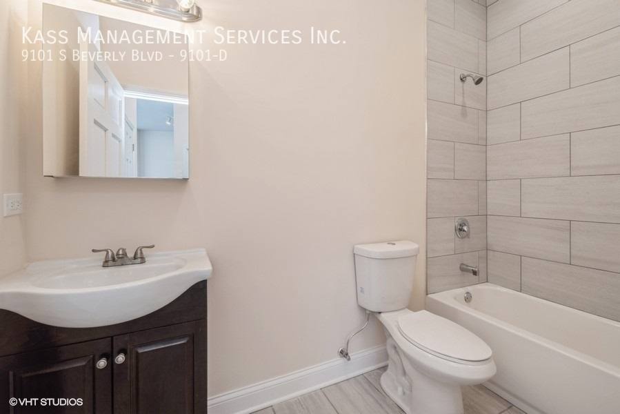 Apartment for rent at 9101 S Beverly Blvd #D, Chicago, IL 60620
