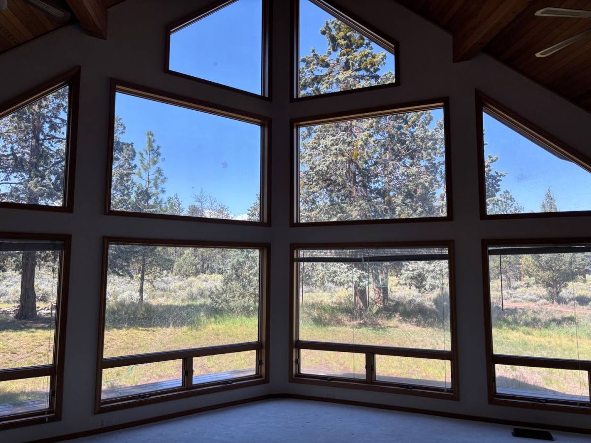 House for rent at 67430 Harrington Loop Rd, Bend, OR 97703