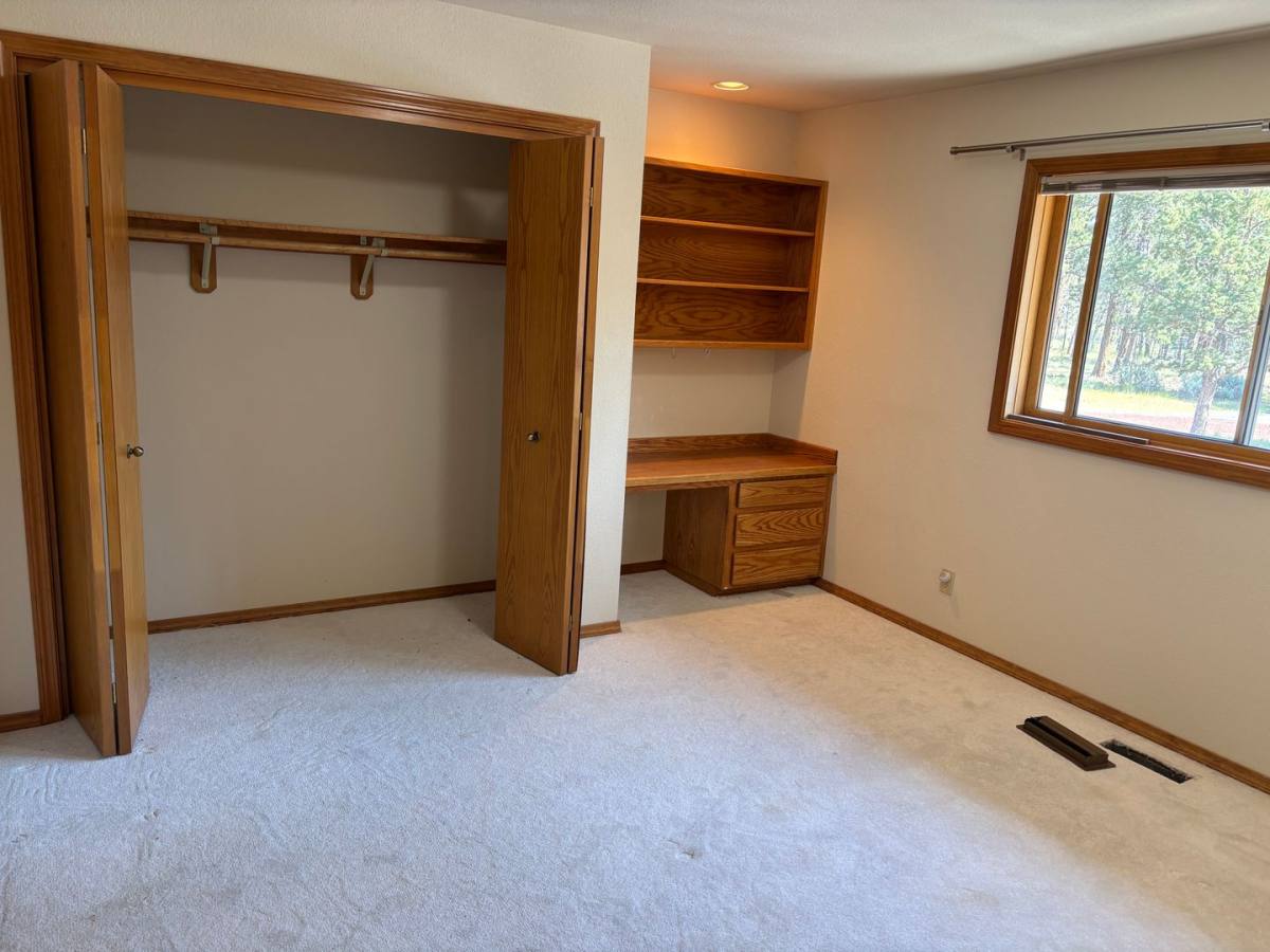 House for rent at 67430 Harrington Loop Rd, Bend, OR 97703