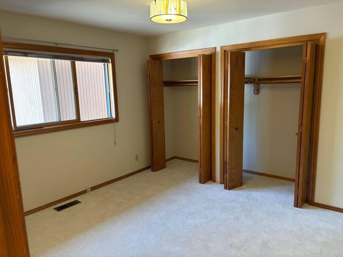 House for rent at 67430 Harrington Loop Rd, Bend, OR 97703