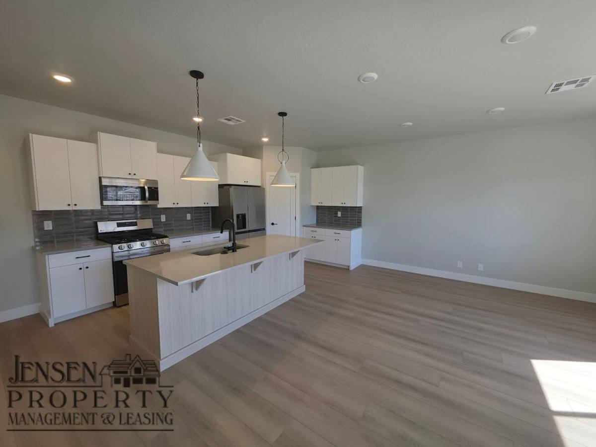 Townhouse for rent at 3984 E Fossil Way, Washington, UT 84780