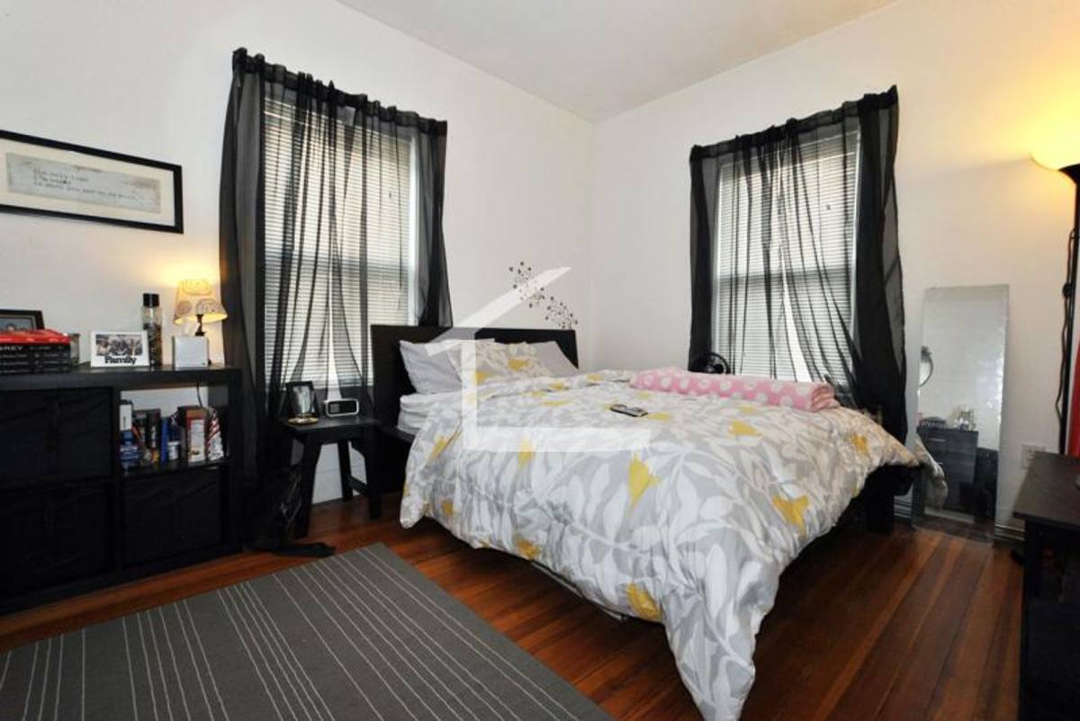 House for rent at 144 Brooks #1, Brighton, MA 02135