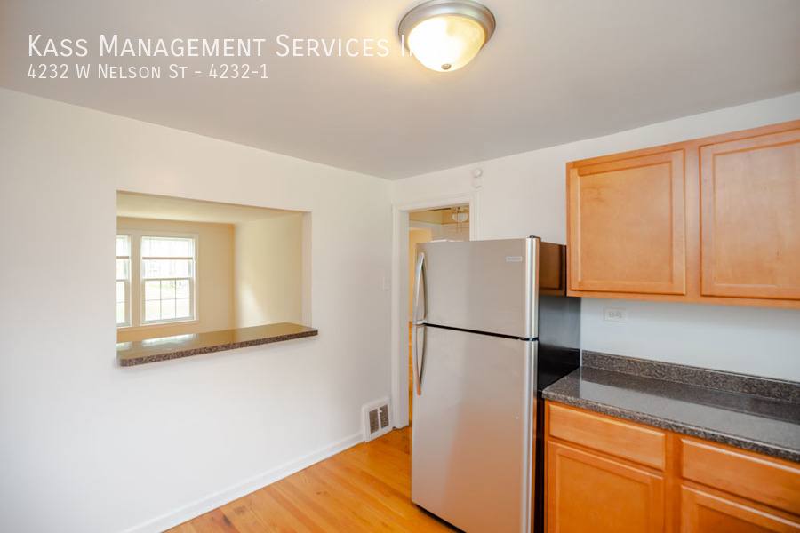 Apartment for rent at 4232 W Nelson St #1, Chicago, IL 60641