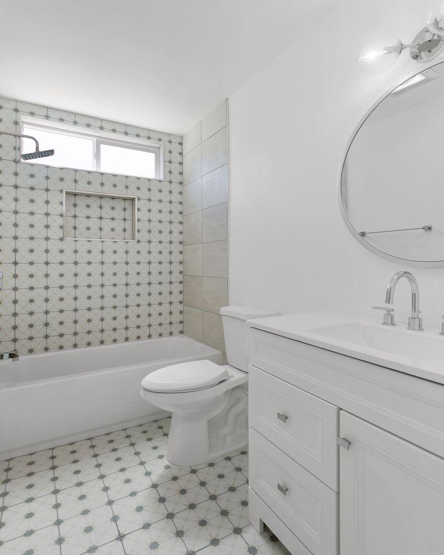 Apartment for rent at 6736 Woodley Ave, Van Nuys, CA 91406