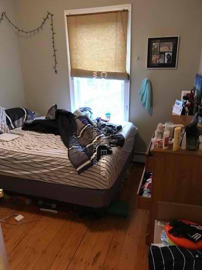 Apartment for rent at 1293 Cambridge St #3L, Cambridge, MA 02139