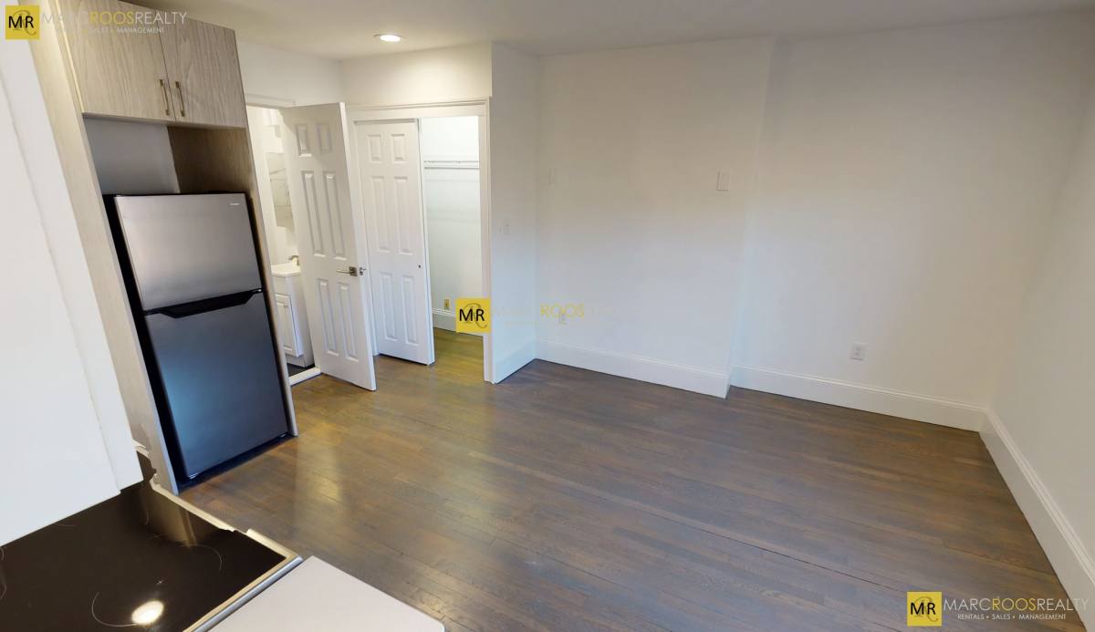 Apartment for rent at 225 Newbury St, Boston, MA 02116