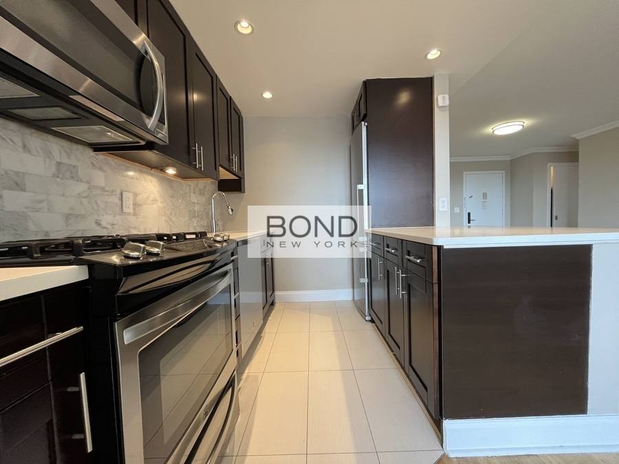 Apartment for rent at 80 N Moore #36LM, New York, NY 10013