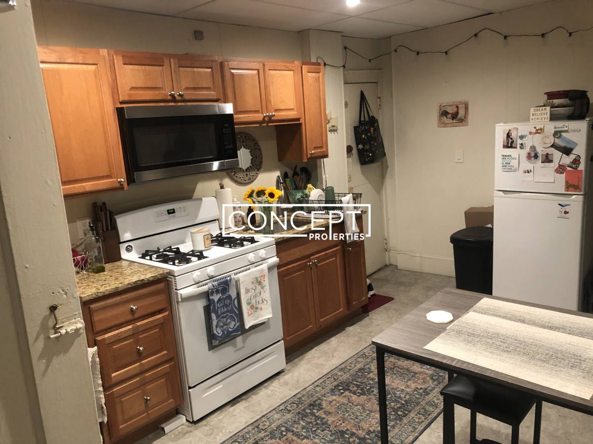 Apartment for rent at 9 Myrtle St #8CP, Boston, MA 02114