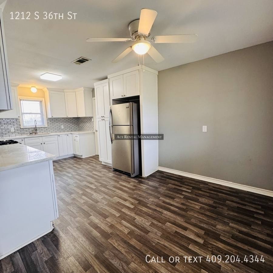 House for rent at 1212 S 36th St, Nederland, TX 77627