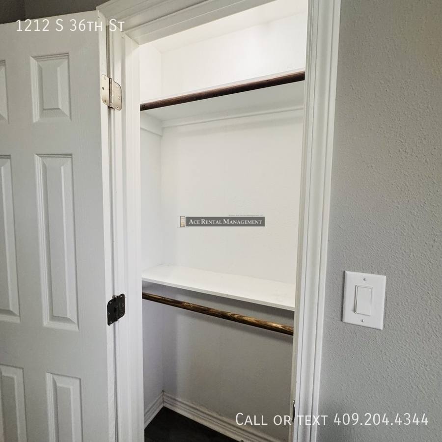 House for rent at 1212 S 36th St, Nederland, TX 77627