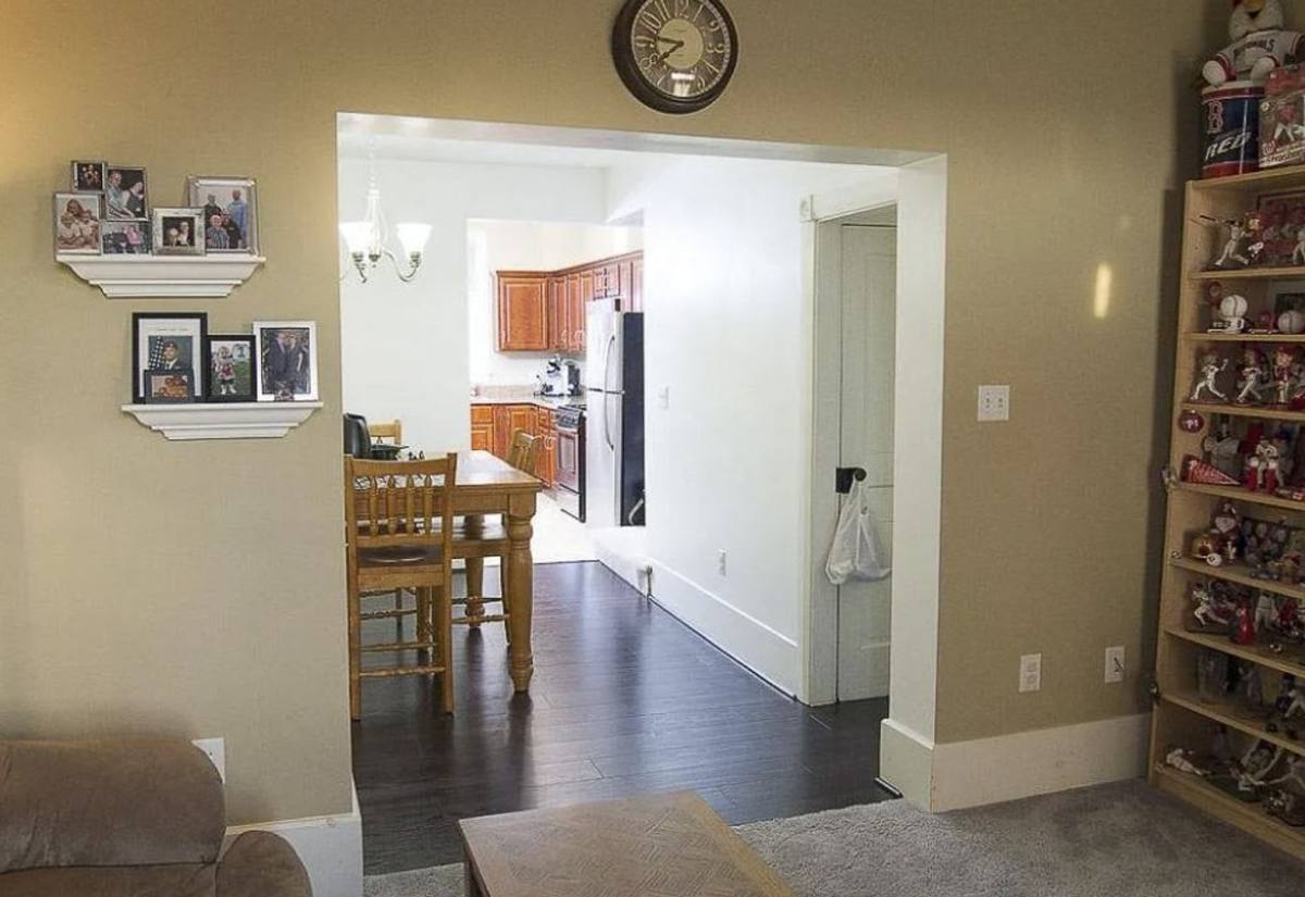 House for rent at 216 W Broadway, Red Lion, PA 17356