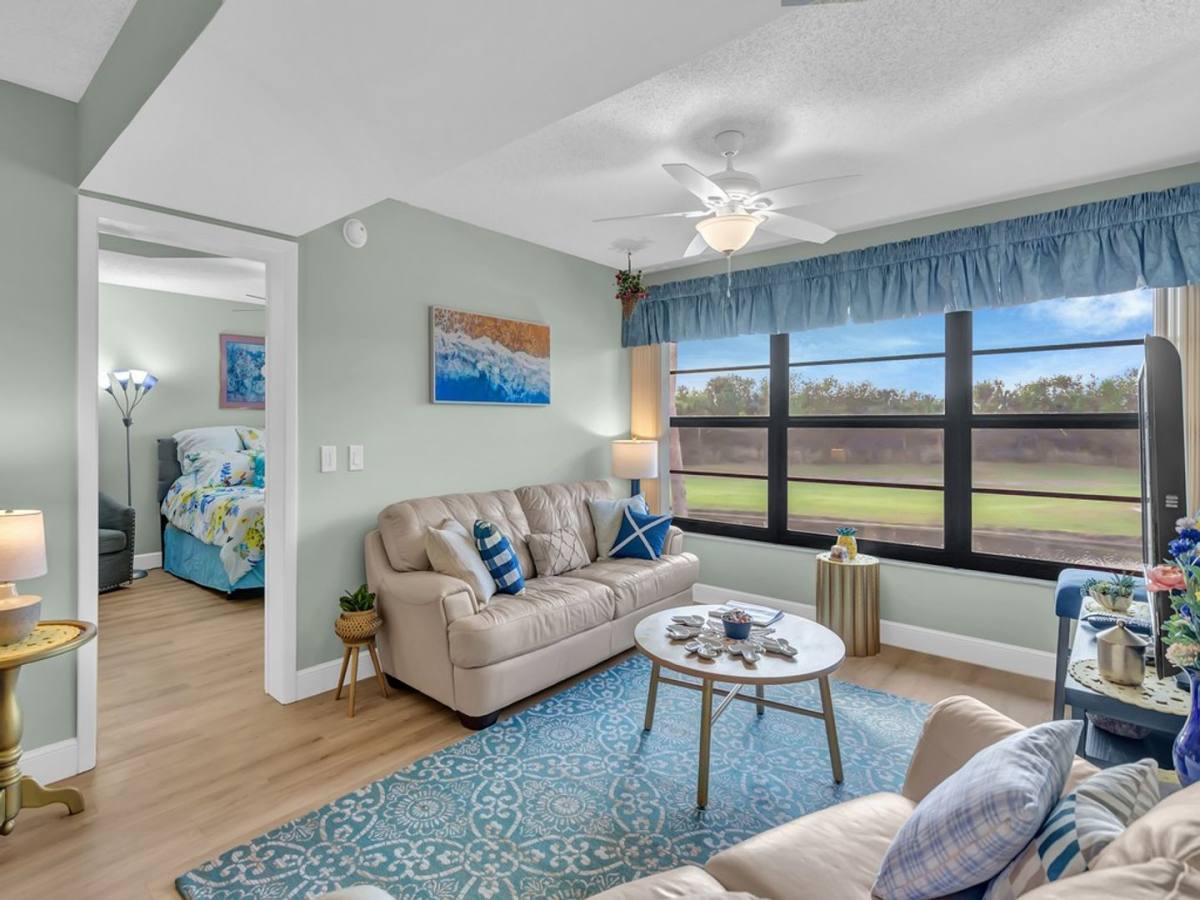 Condo for rent at 28 Plantation Dr, Vero Beach, FL 32968