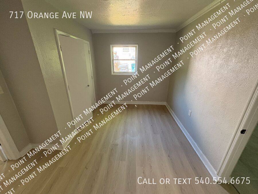 House for rent at 717 Orange Ave NW, Roanoke, VA 24016