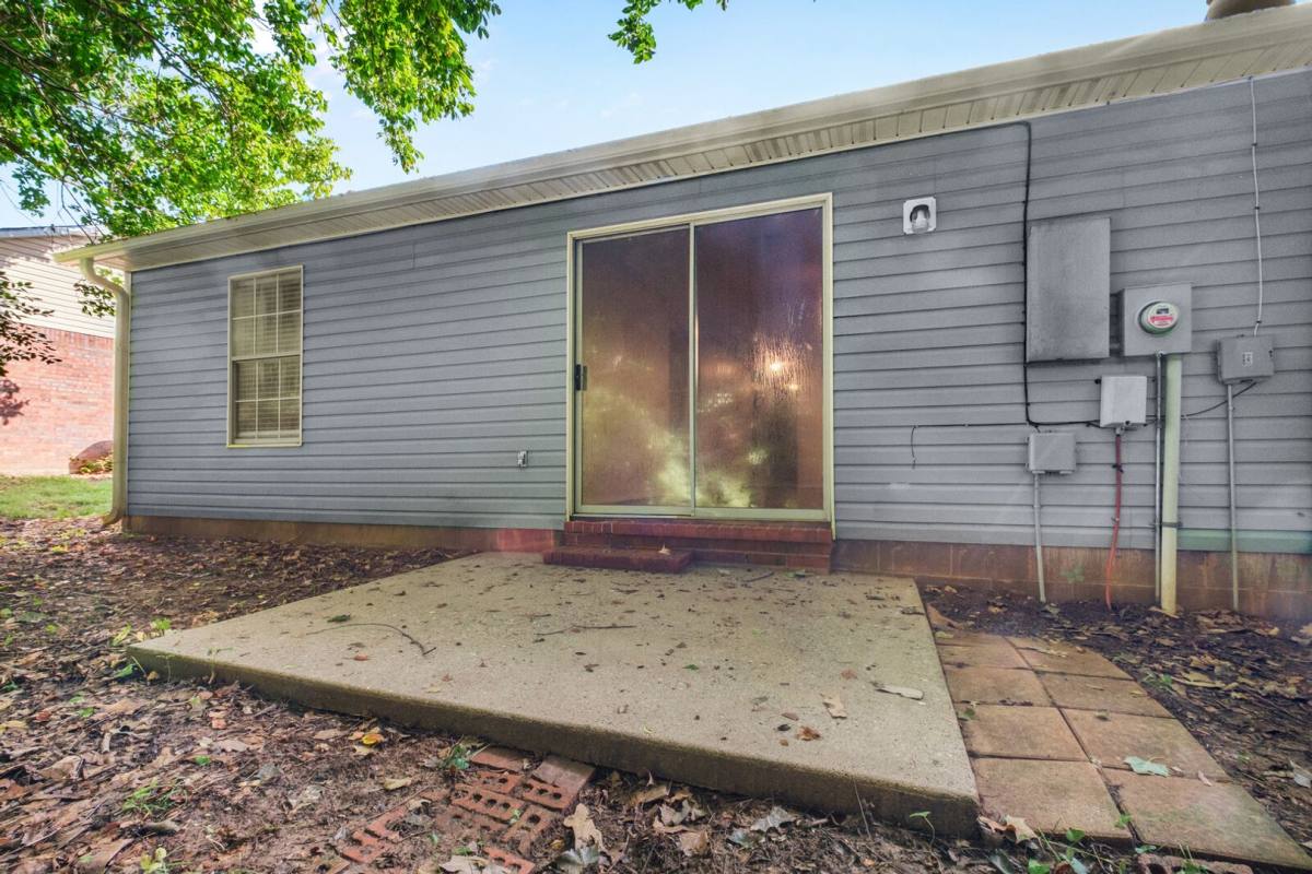 House for rent at 2845 W Riverridge Dr, Fayetteville, AR 72704