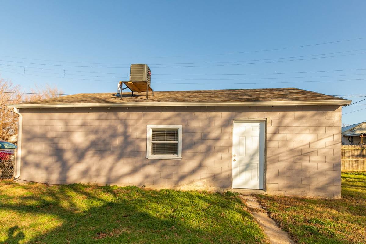 Apartment for rent at 1345 N Lewis Place, Tulsa, OK 74110