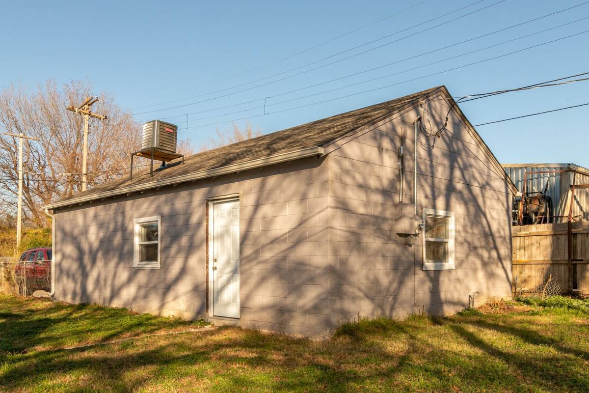 Apartment for rent at 1345 N Lewis Place, Tulsa, OK 74110