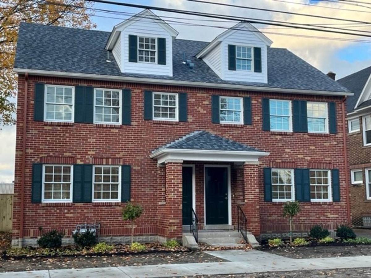 Apartment for rent at 516-518 Chestnut St, Erie, PA 16507