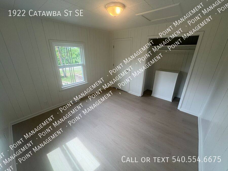 House for rent at 1922 Catawba St SE, Roanoke, VA 24014