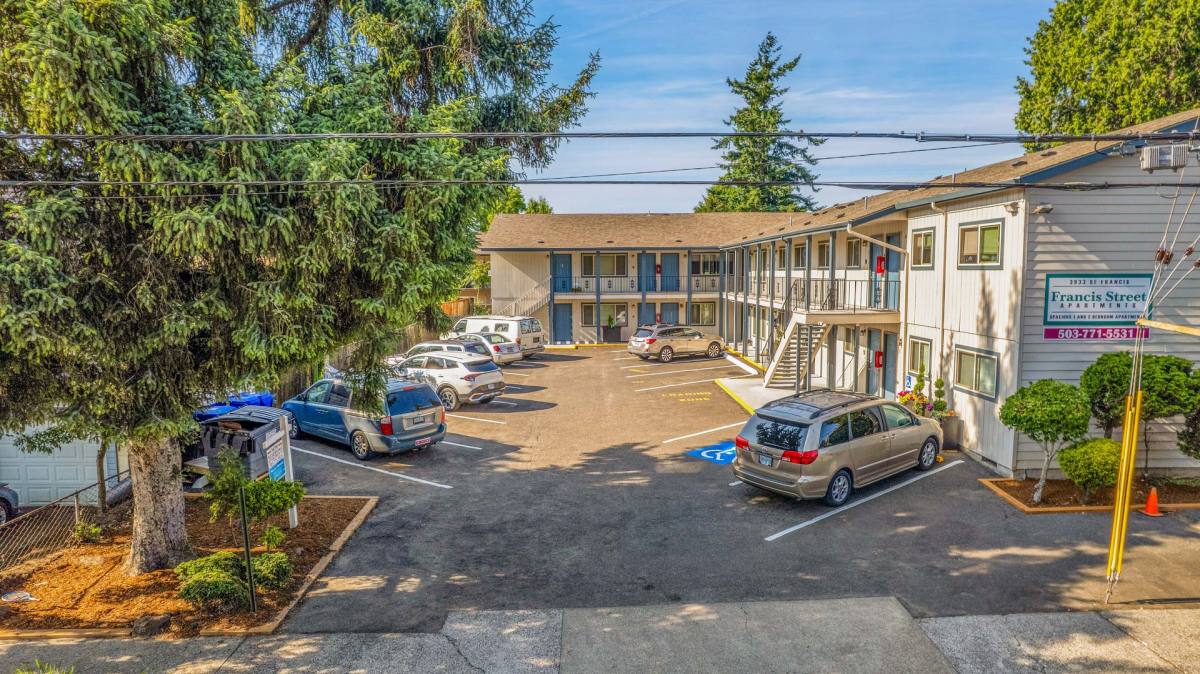Apartment for rent at 3933 SE Francis, Portland, OR 97202