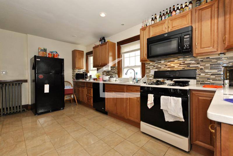 Townhouse for rent at 20 Lyne Rd #2, Brighton, MA 02135