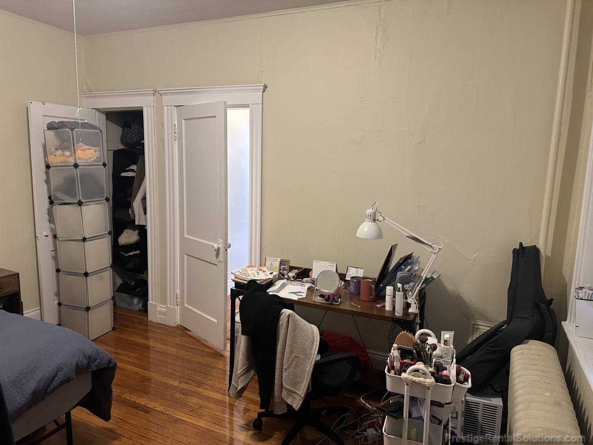 Apartment for rent at 220 Kelton St #9, Allston, MA 02134