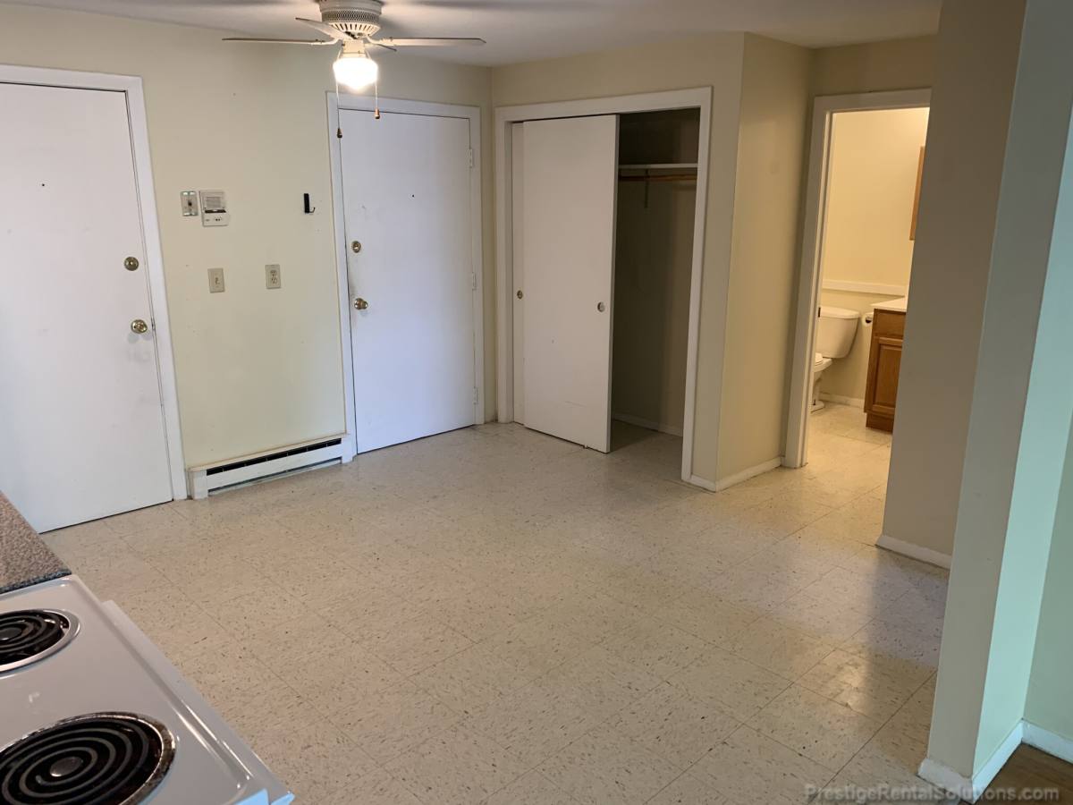 Apartment for rent at 39 Dinan Dr #19, Gardner, MA 01440