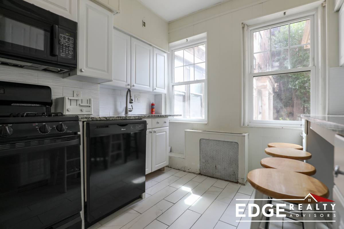 Apartment for rent at 2003 Commonwealth Ave #7, Brighton, MA 02135