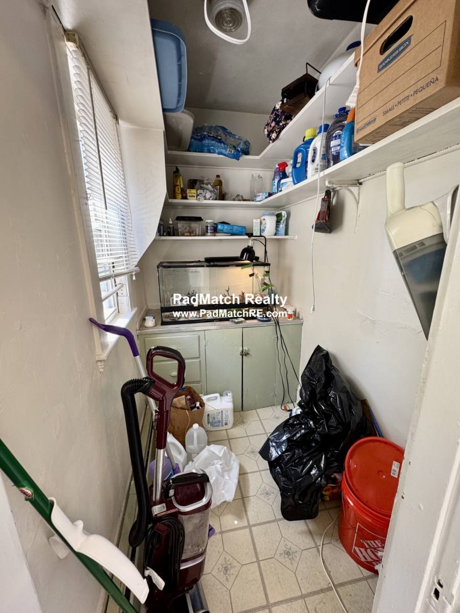 Apartment for rent at 6 Blvd Terrace, Allston, MA 02134