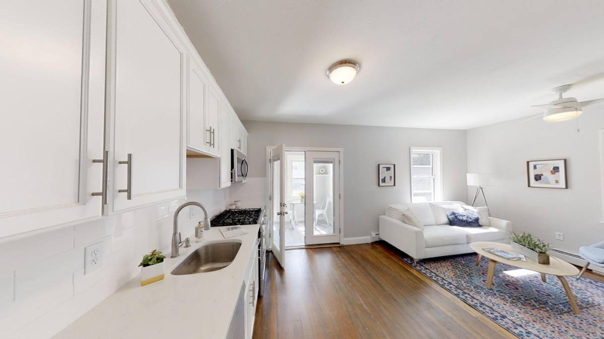 Apartment for rent at 836 Canterbury St #1R, Roslindale, MA 02131