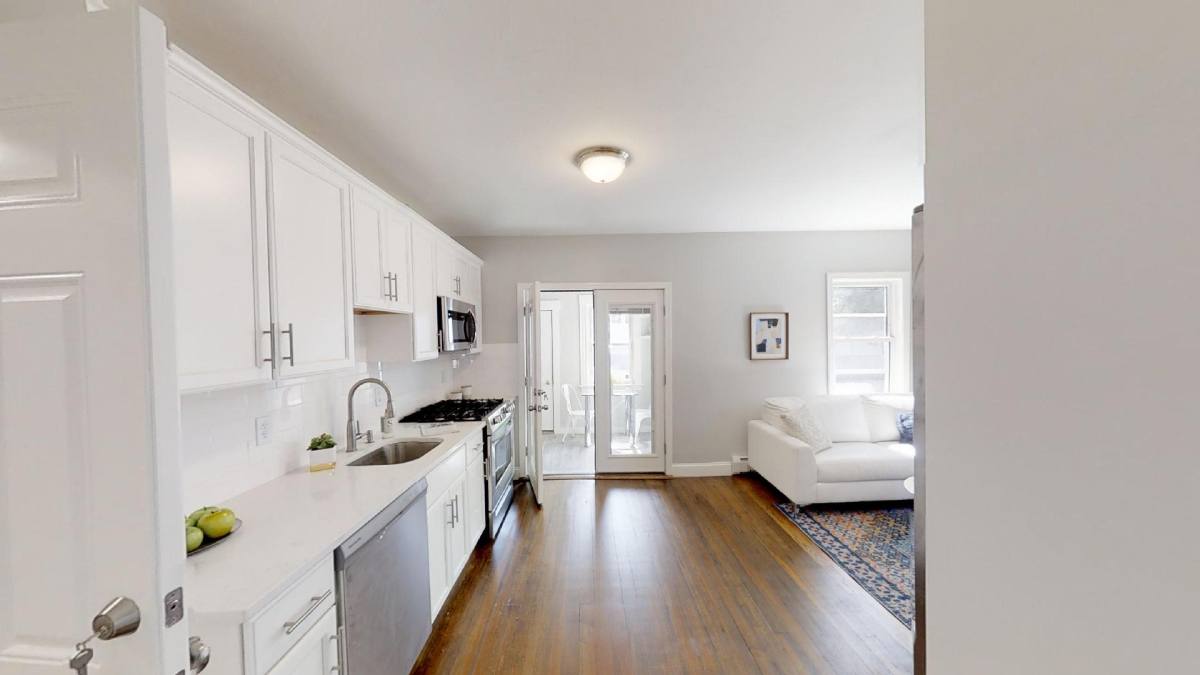 Apartment for rent at 836 Canterbury St #1R, Roslindale, MA 02131