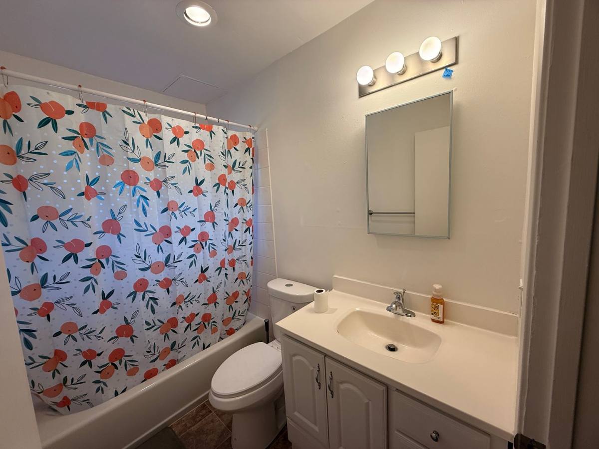 Apartment for rent at 447 S E St #4, Santa Rosa, CA 95404