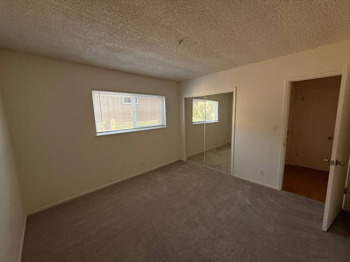 Apartment for rent at 447 S E St #4, Santa Rosa, CA 95404